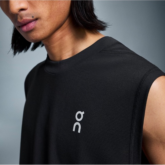 On Running Train Tank - Picture 5 of 6